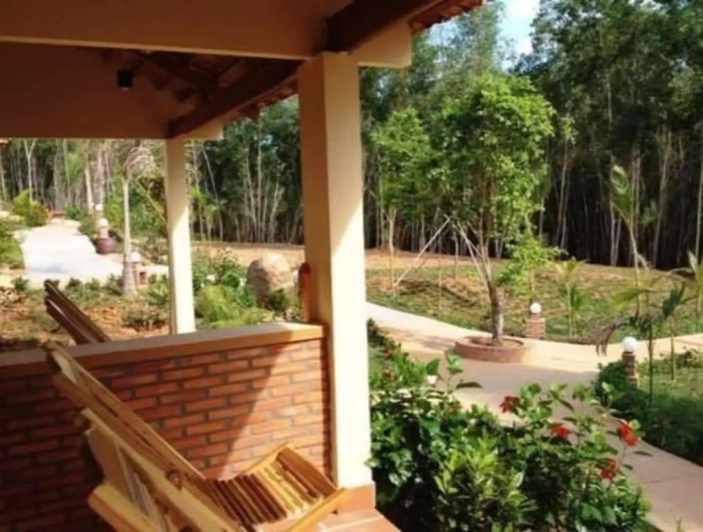 Thuyhouse Resort - photo 13