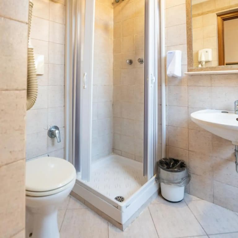Hotel Center 1 - photo 11