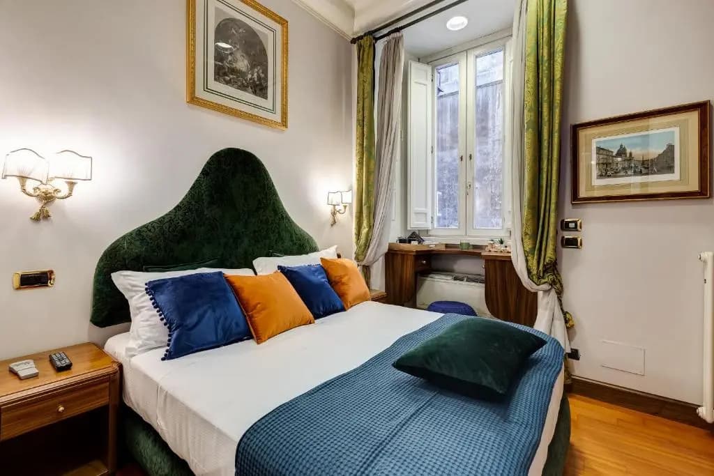 Pantheon Antique Suite - photo 3