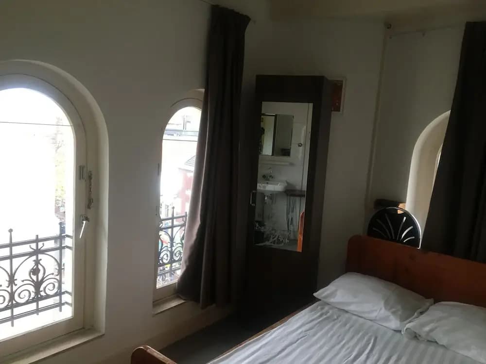 CS Hotel - photo 5