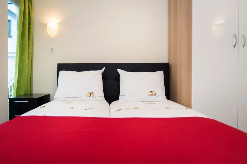 Midtown Hotel Triple Room - photo 5
