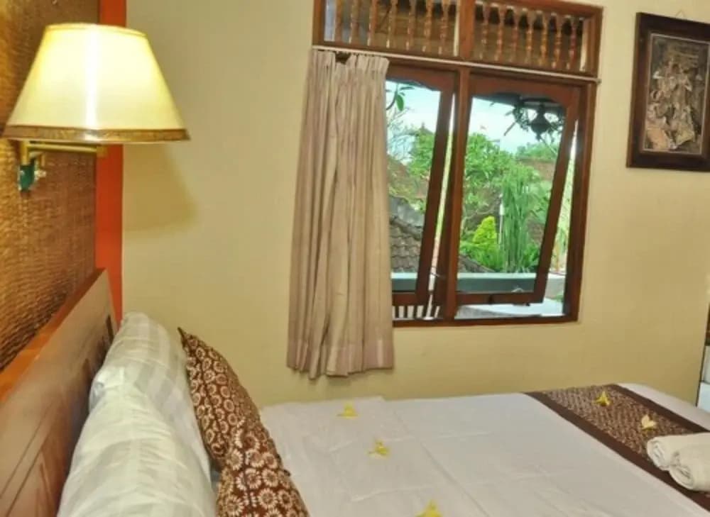 Indra Homestay - photo 3