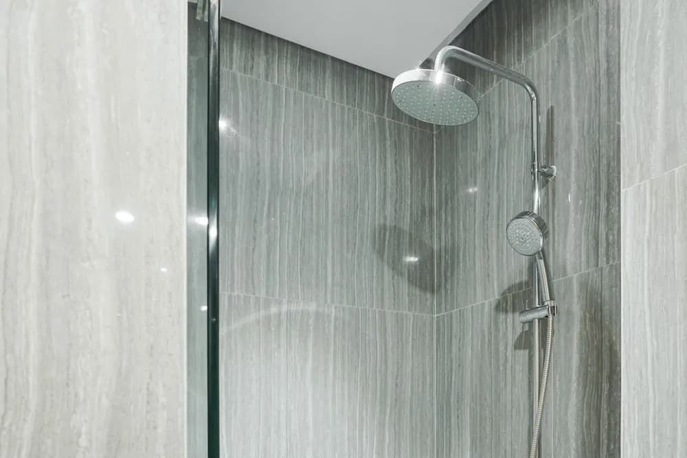 Luxurious Studio at Capitol Suites Apartment - photo 8
