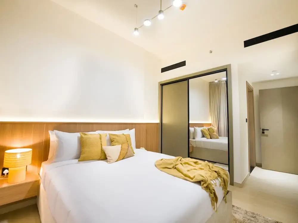 Easygo- Stylish 1bdr Binghatti Corner - photo 1