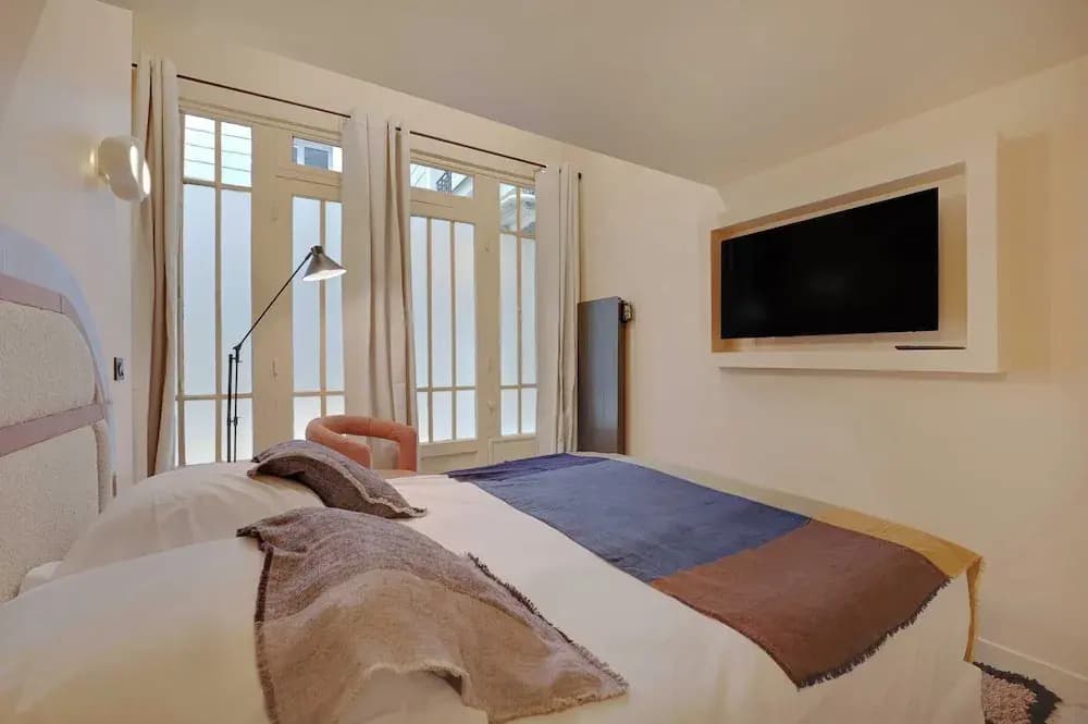 Apartment With 4 Rooms for 8 People - photo 2