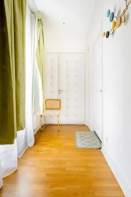 Renovated 23 2br 6p Champs Elysees-Arc de Triomphe - photo 6