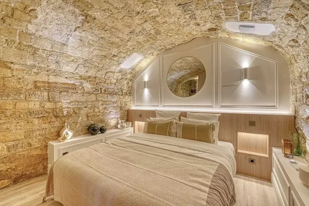 Central Historic Loft by Architect, Near Louvre - photo 2