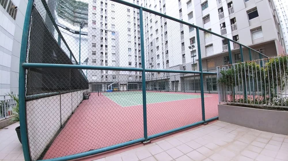 Warm And Cozy Stay Studio Green Bay Pluit Apartment - photo 10