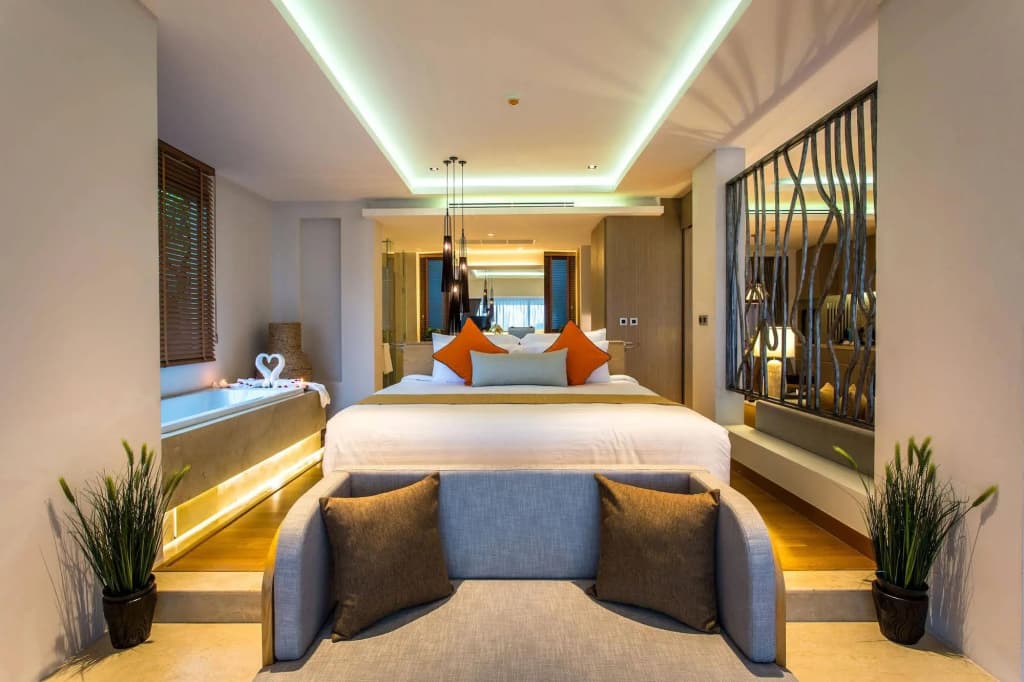 Crest Resort & Pool Villas - photo 12