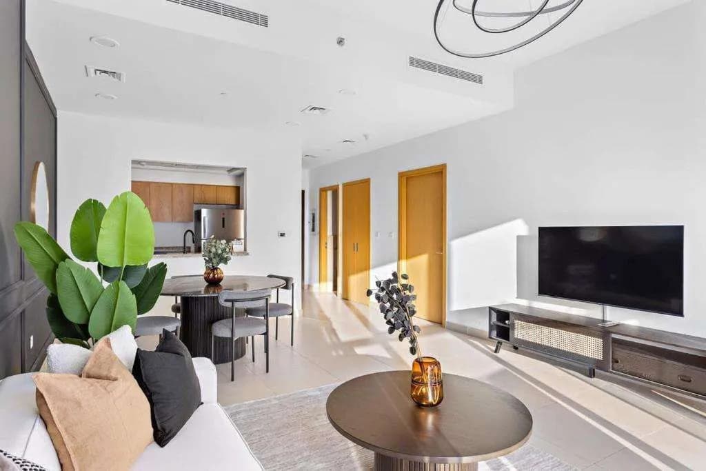 Silkhaus Bellevue Towers - photo 4