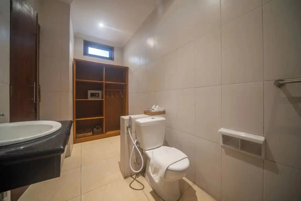 3BR Villa White Rose Central Canggu - photo 9