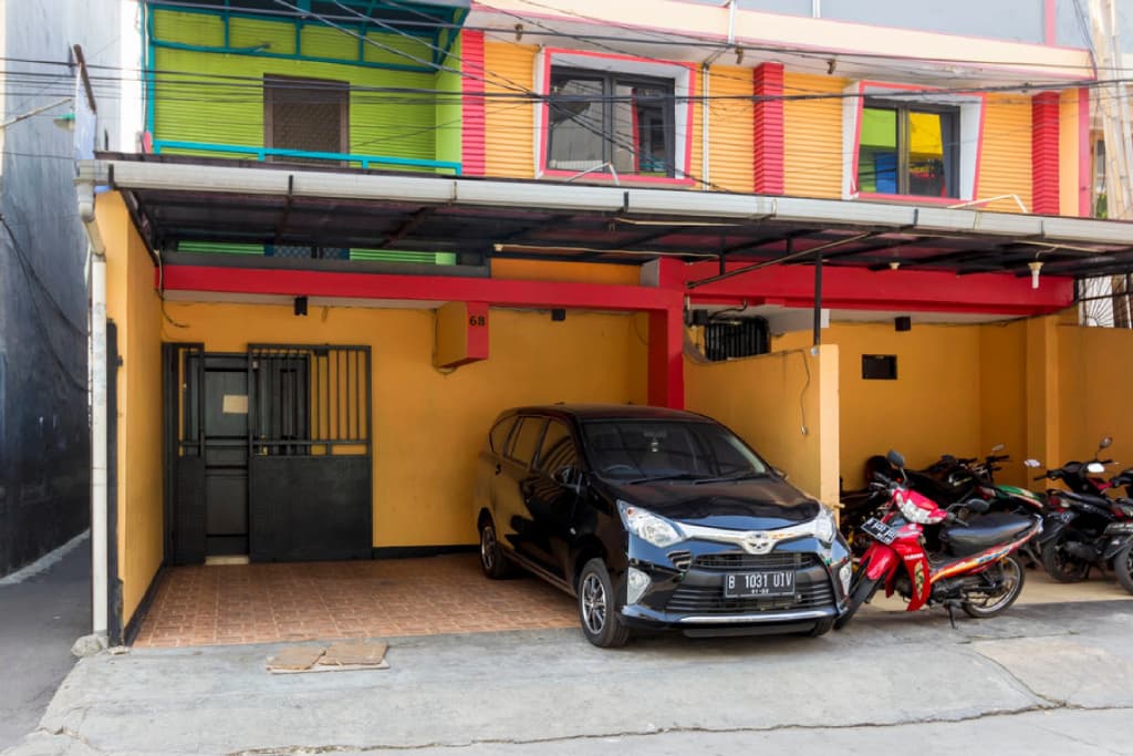 Reddoorz near Gajah Mada Plaza 2 - main photo