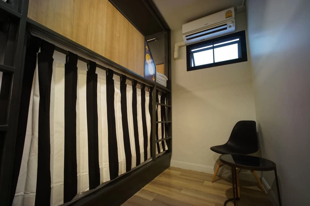 BRB Hostel Bangkok Silom - photo 10