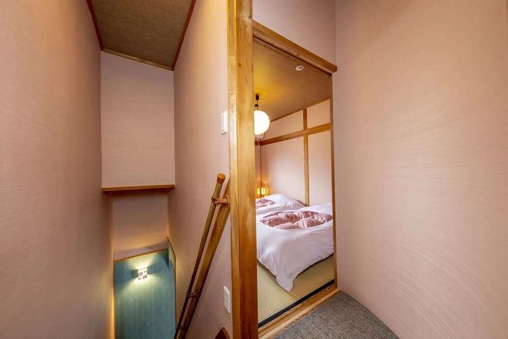 Kizuna House near Nijo Castle - photo 4