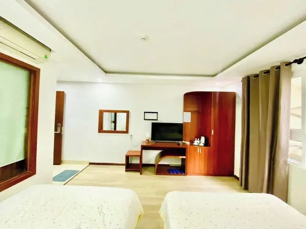 Bear Hotel & Homestay 2 - photo 10