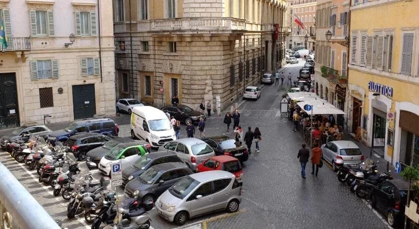 Navona Luxury Apartment - photo 25