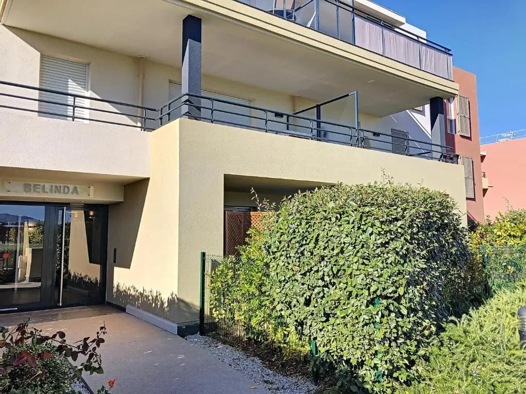DOMAINE DES ROSES AP4222 by Riviera Holiday Homes - photo 1