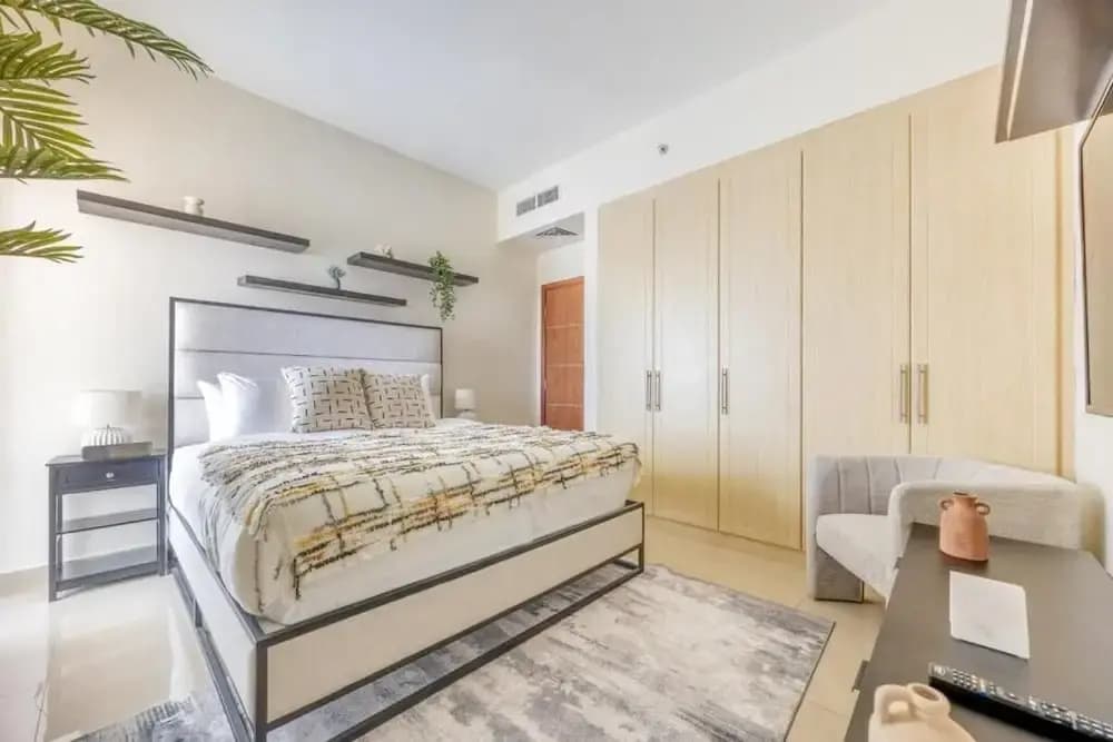 Unit 805 - Jamam Residences - photo 2