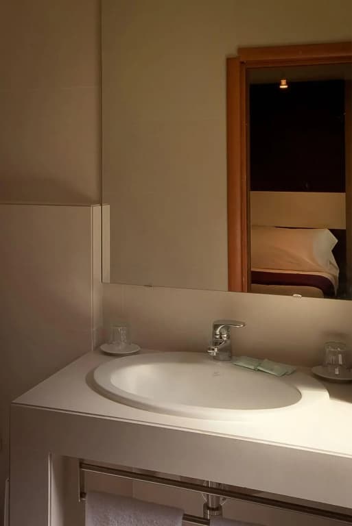 Genius Hotel Downtown - photo 19