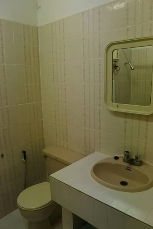 The Executive House - photo 19