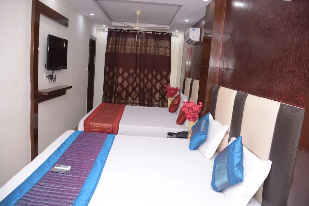 Sidhartha Tourist Lodge - photo 6