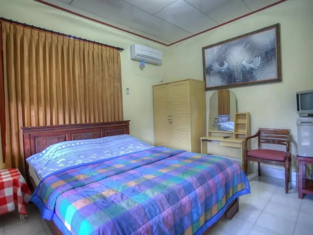 Kesumasari Beach Hotel - photo 4