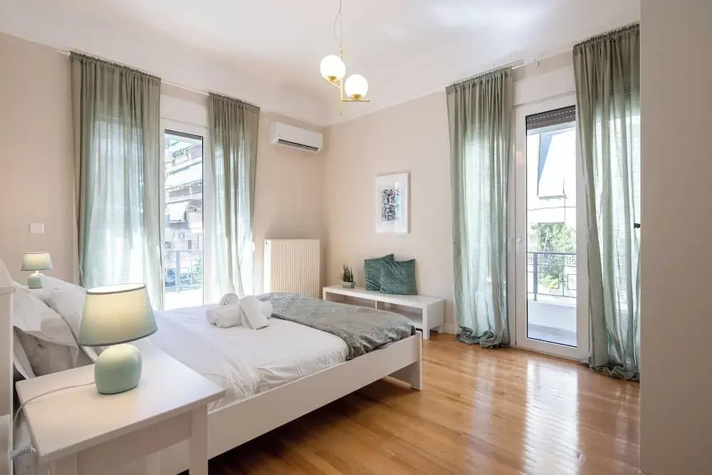 Spark 2-Bedroom Apartment in Athens - photo 3