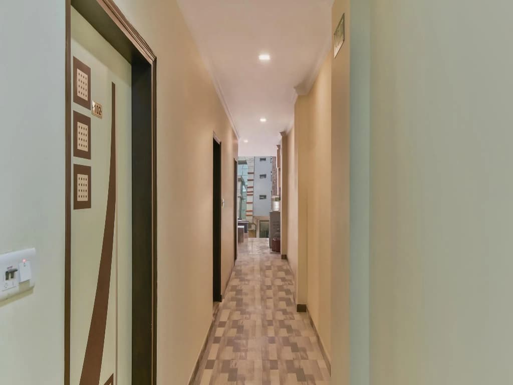 Oyo 23424 Hotel Clink - photo 9