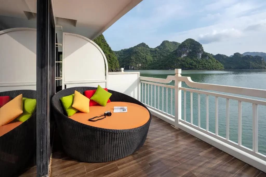 Verdure Lotus Classic Cruise on Lan Ha Bay - photo 3