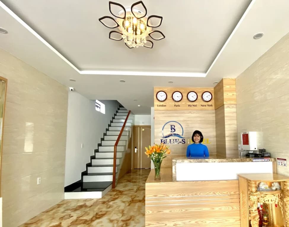 Blue S Hotel & Apartment - photo 2