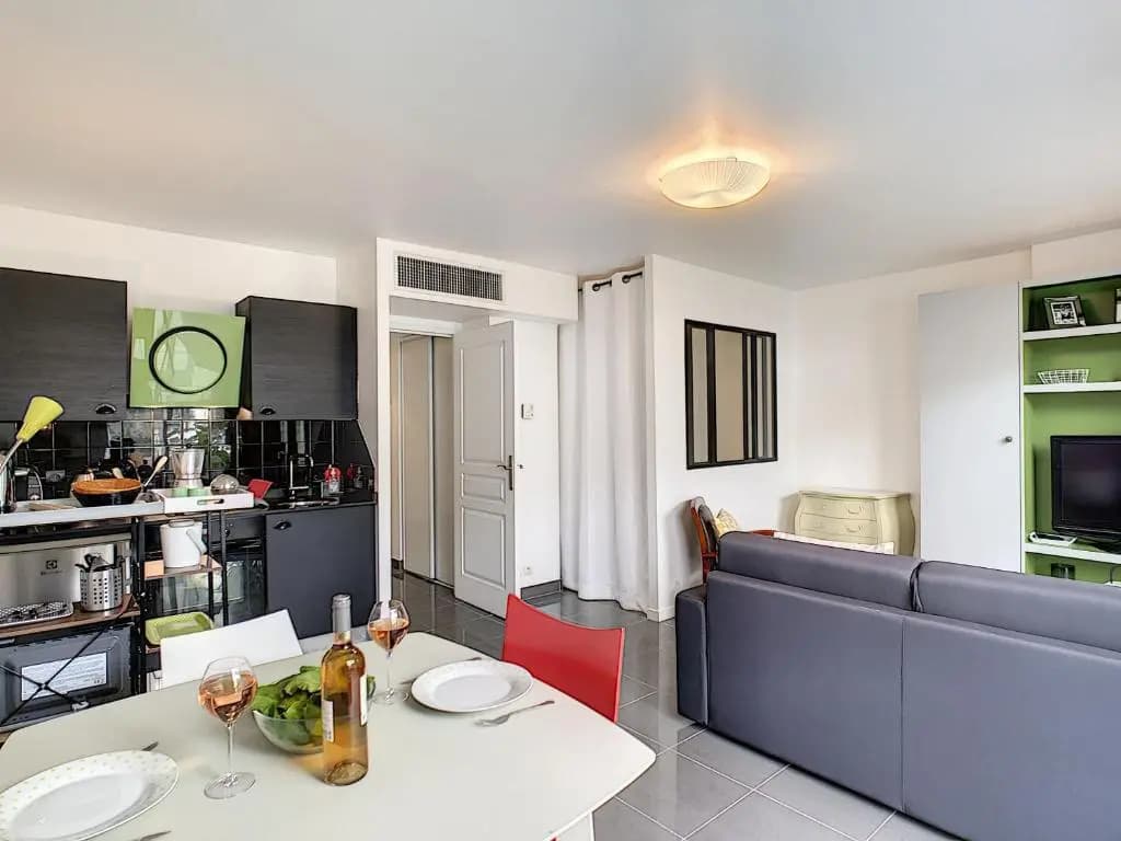 Nestor&Jeeves - BERLIOZ PATIO - Central - Residential area - Patio 20m - photo 13