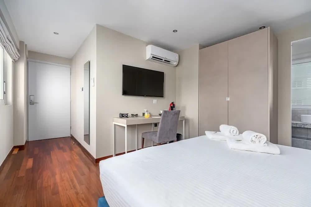 Aeolos Luxury Suites - photo 3