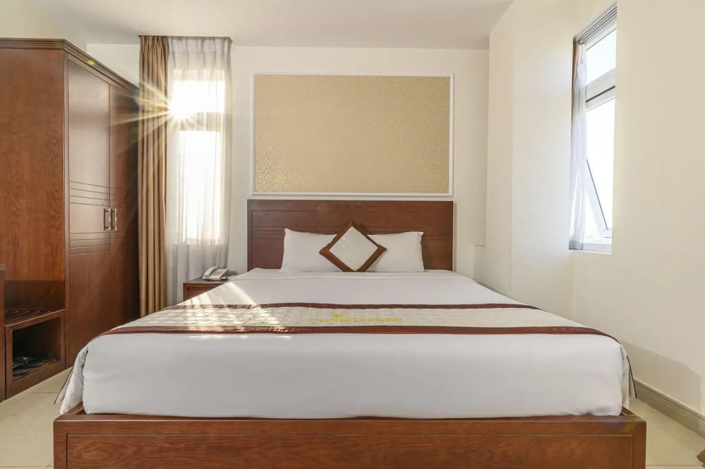 Hoang Linh Dan Hotel - photo 6