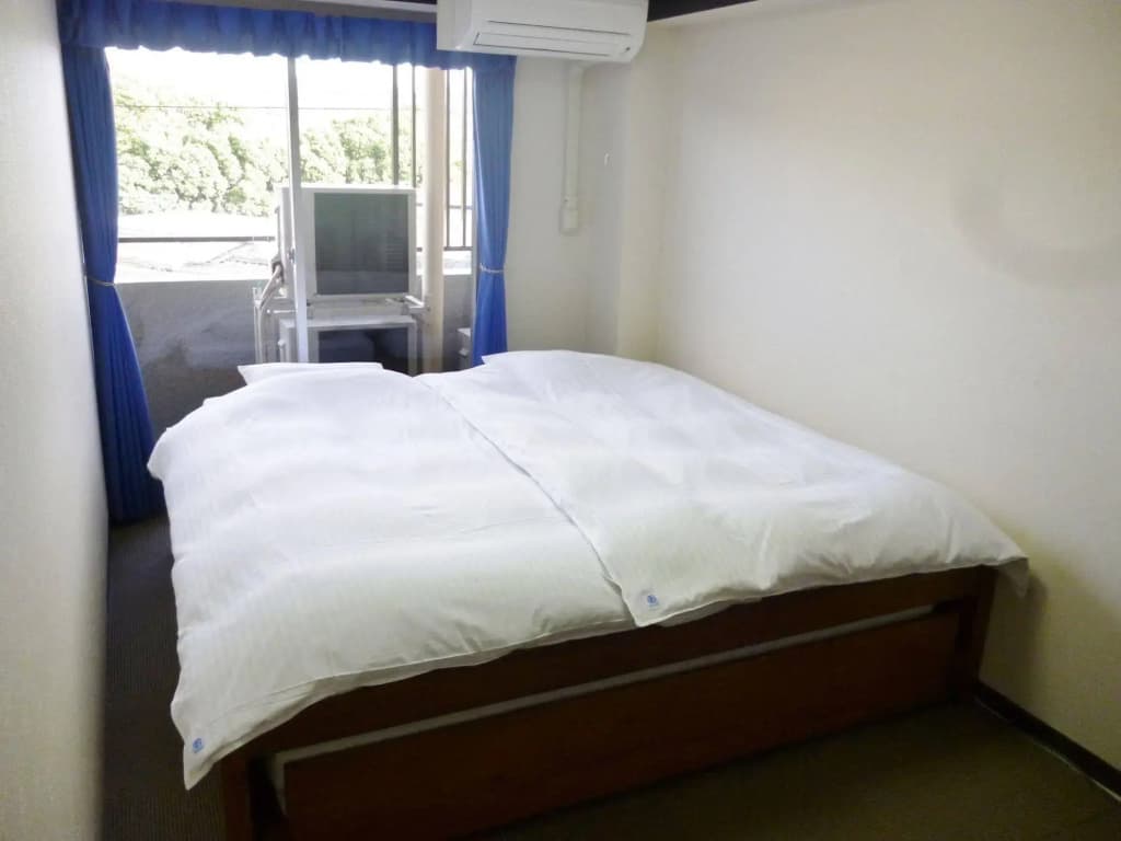 Econo-Inn Kyoto - photo 6