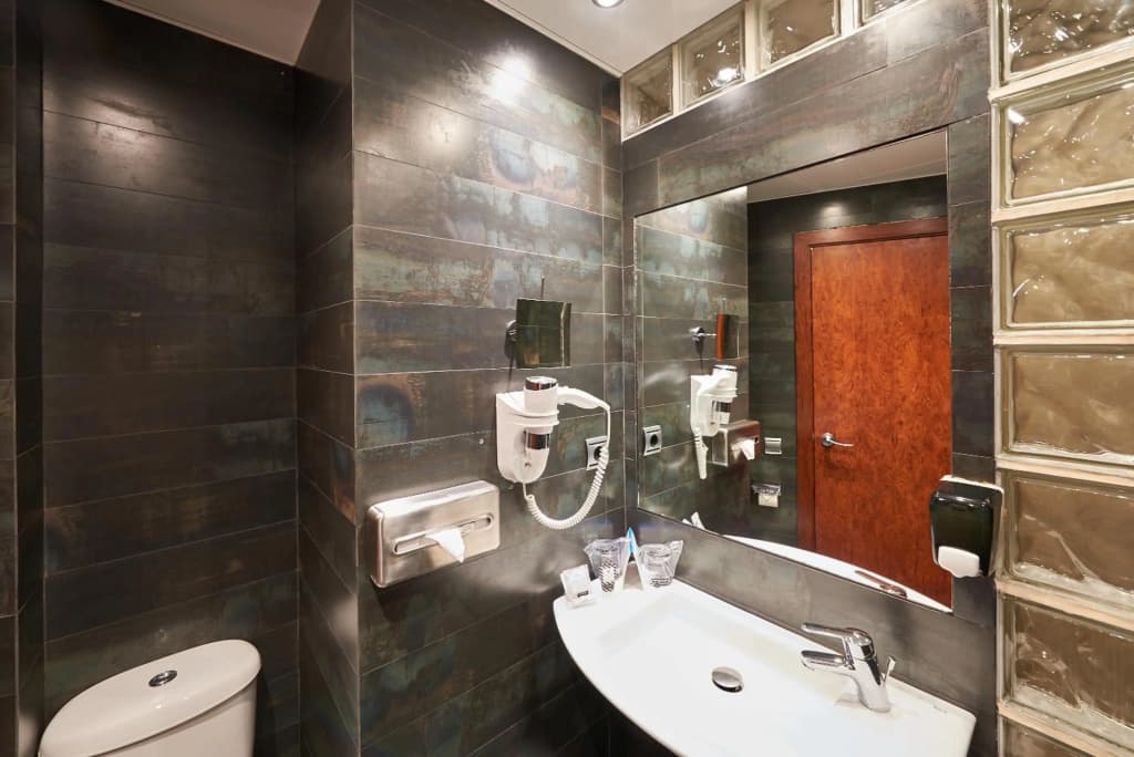 Hotel Garbi Millenni - photo 32