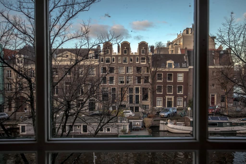 Canal Suites Amsterdam - photo 16