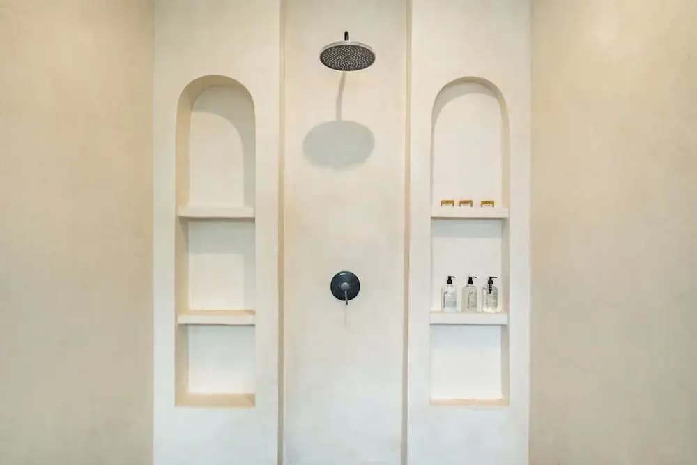 Villa Hamal by DVH Luxe Retreats 2BR - photo 12