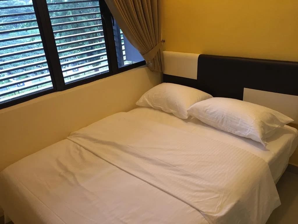 Sri Maluri Hotel - photo 3