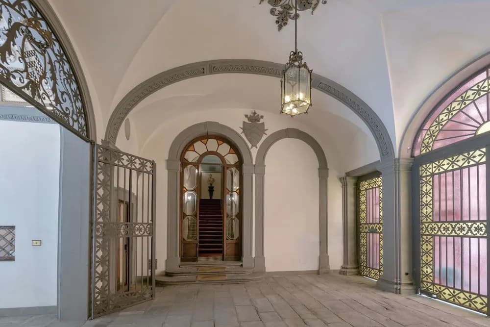 Tornabuoni Palace - photo 13