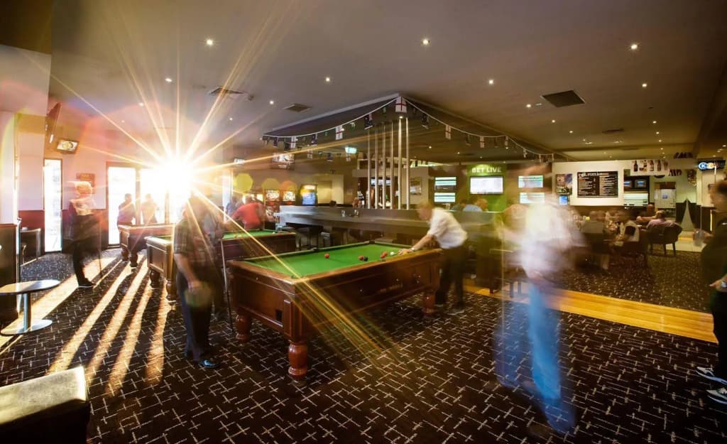 Nightcap at Excelsior Hotel - photo 17