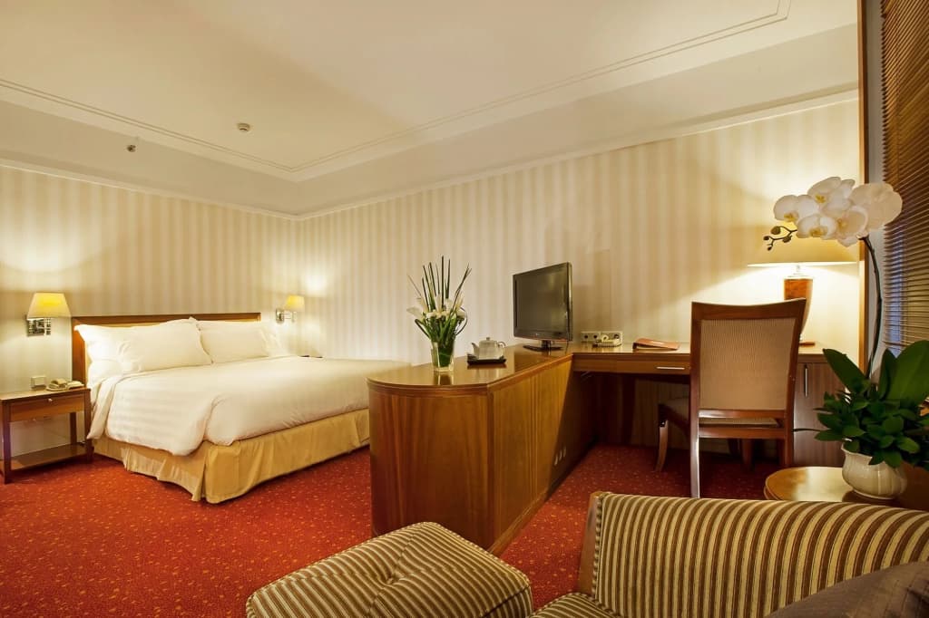 REDTOP Hotel & Convention Center - photo 6