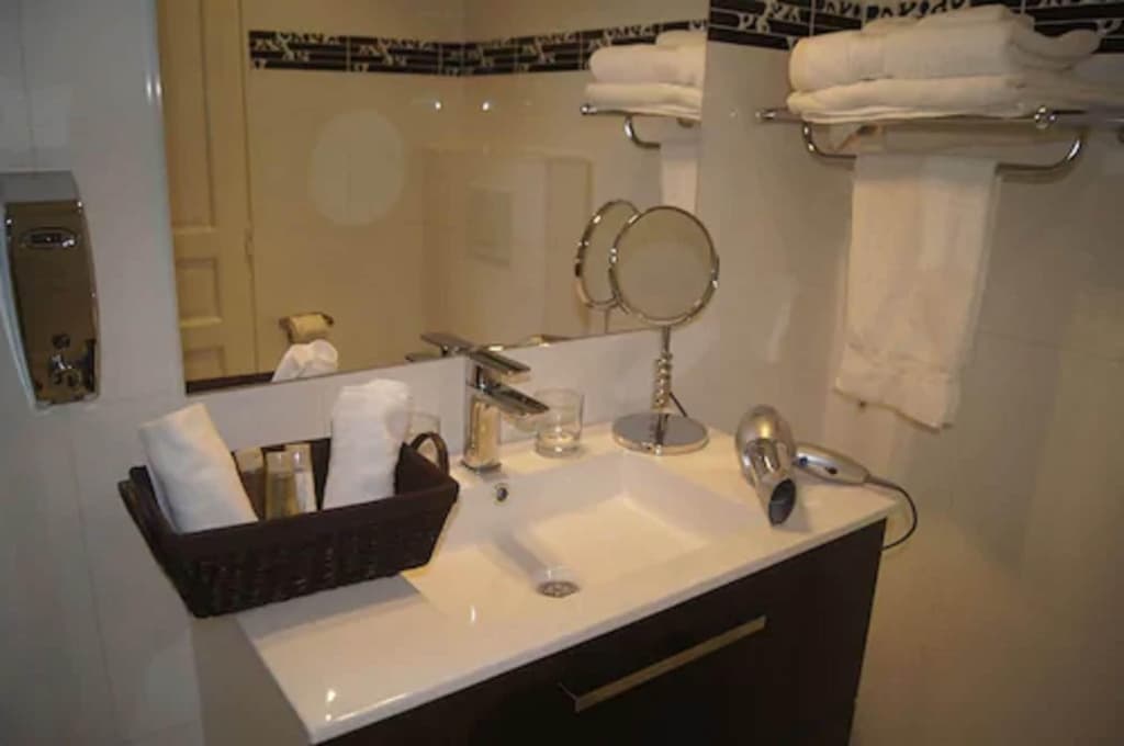 Regina Montmartre Hotel  - photo 17