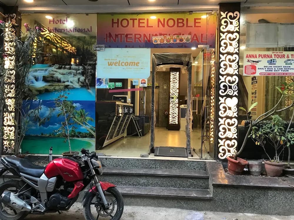 Noble Inn - photo 16