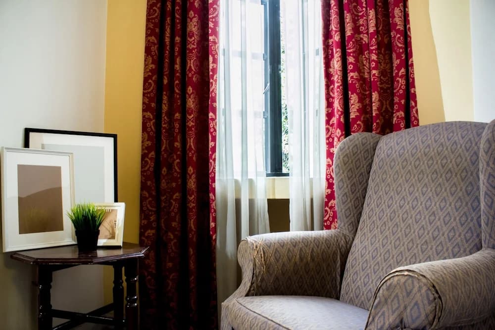 Duta Vista Executive Suites - photo 3