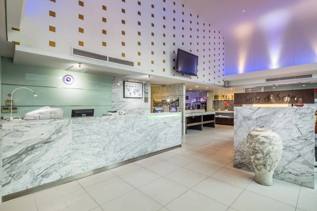 Hotel Solo Sukhumvit 2 - photo 23