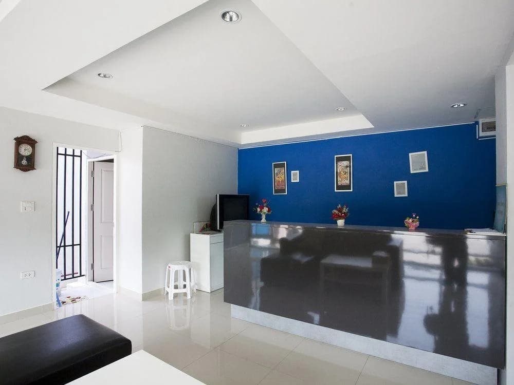 NW Apartment - photo 13