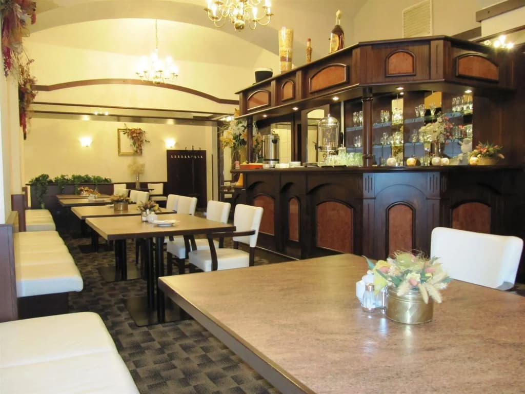 Hotel Amadeus - photo 11