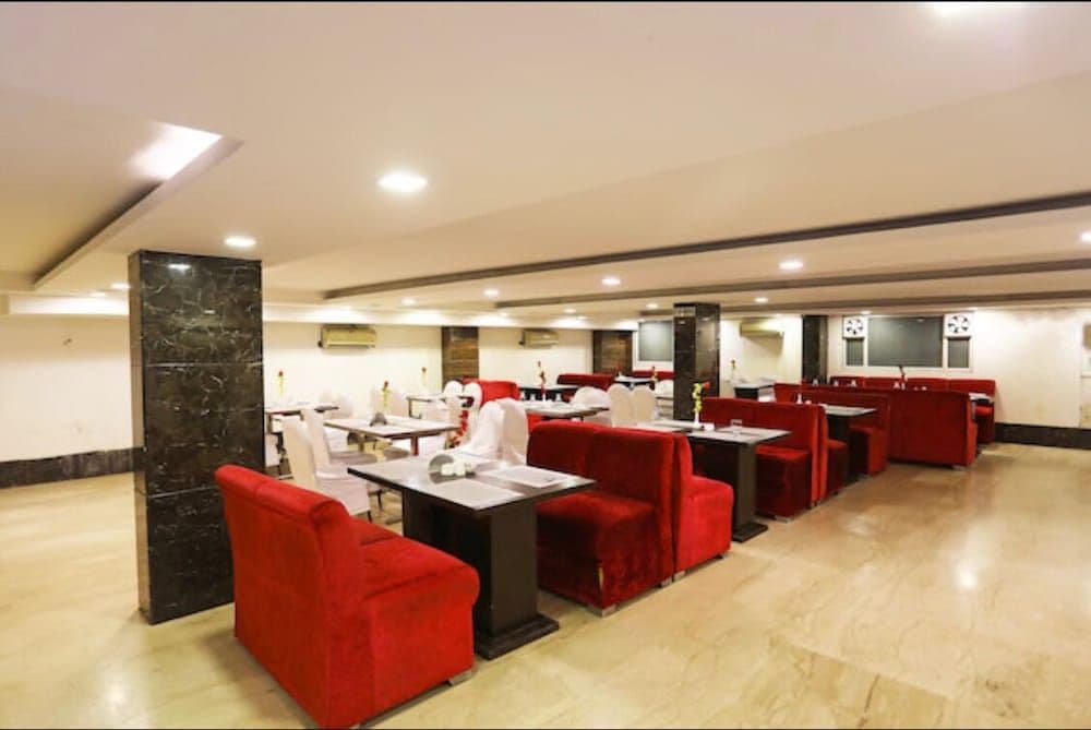 West Yard Hotels - photo 28