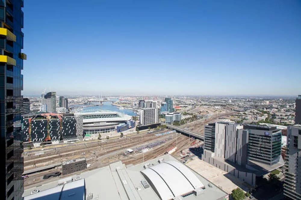 C3CBD Melbourne Apartment - photo 14