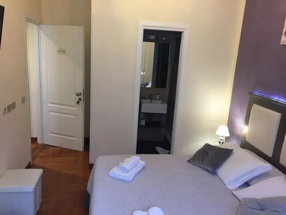 Elizabeth Rooms - photo 7